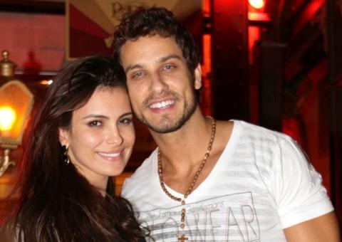 Kamilla e Eliéser, Thiaguinho, Andressa Urach e mais famosos vão a jantar